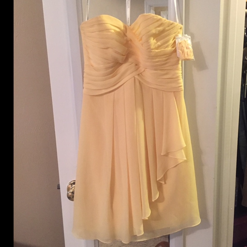 *NWT* David's Bridal yellow strapless dress